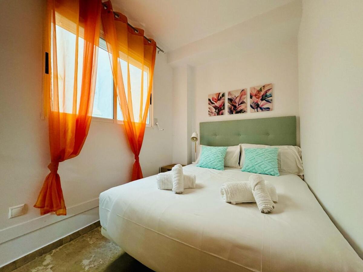 Apartment Abat 2 Cool & Wide Flat Next To The Cathedral